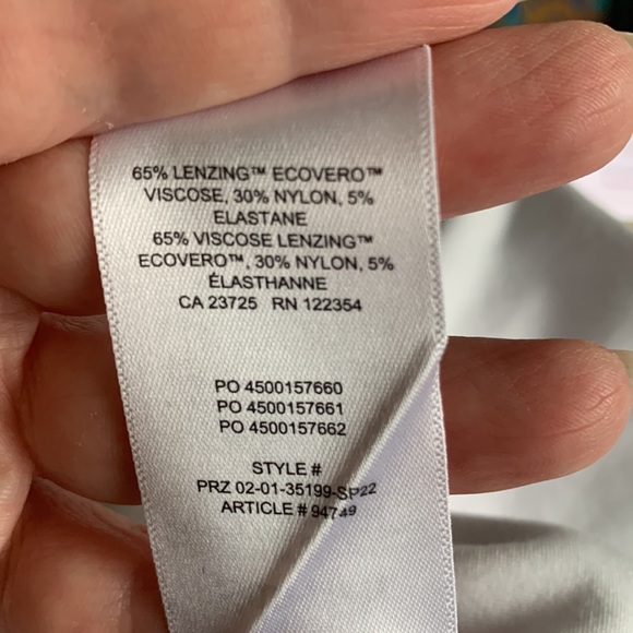 White Long Sleeve Crop Top - Picture 6 of 6